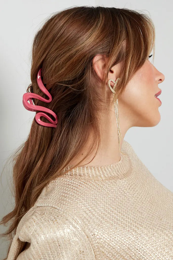 The Edit - Large Curl Hair Claw in Light Pink