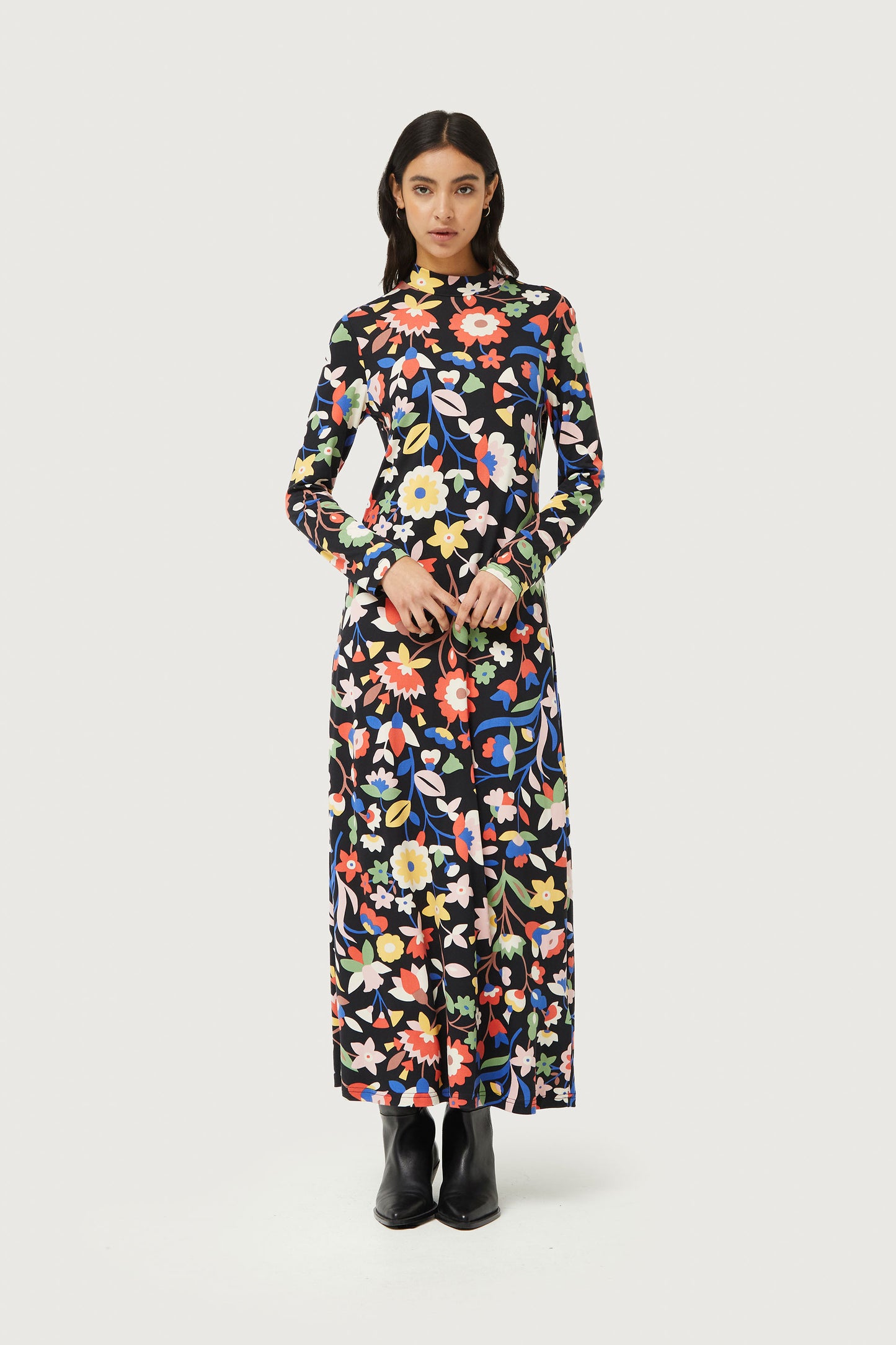 Compañia Fantastica - Blossom Nightfall Long Floral Dress