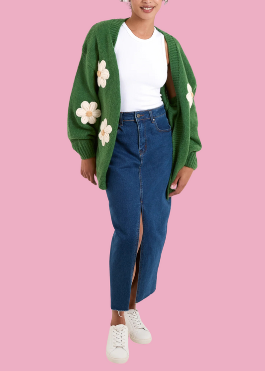 The Edit - Chunky Knit Large 3D Daisy Cardigan in Green