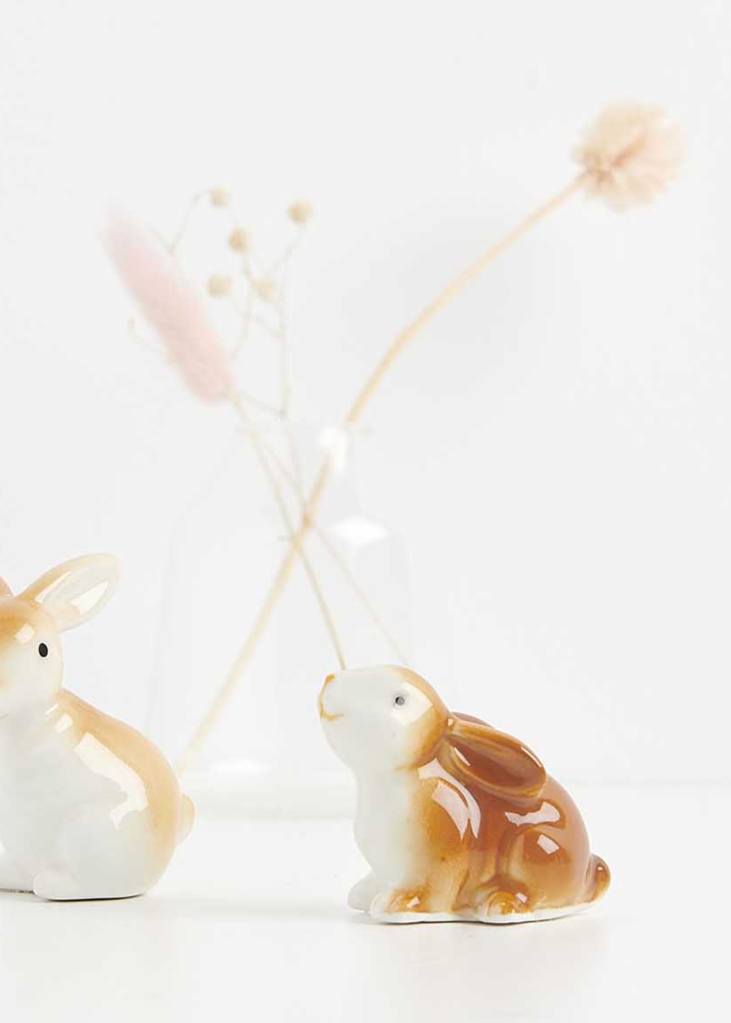 Rico Design - Porcelain Cute Bunny Trinket Figure