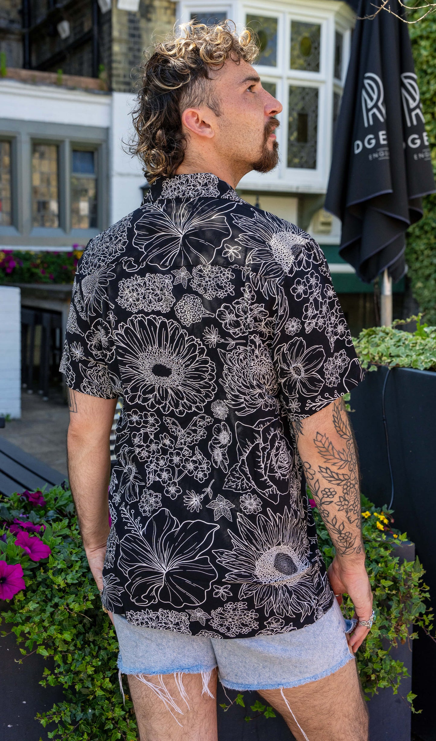 Run & Fly - Black and White Floral Short Sleeve Rayon Shirt