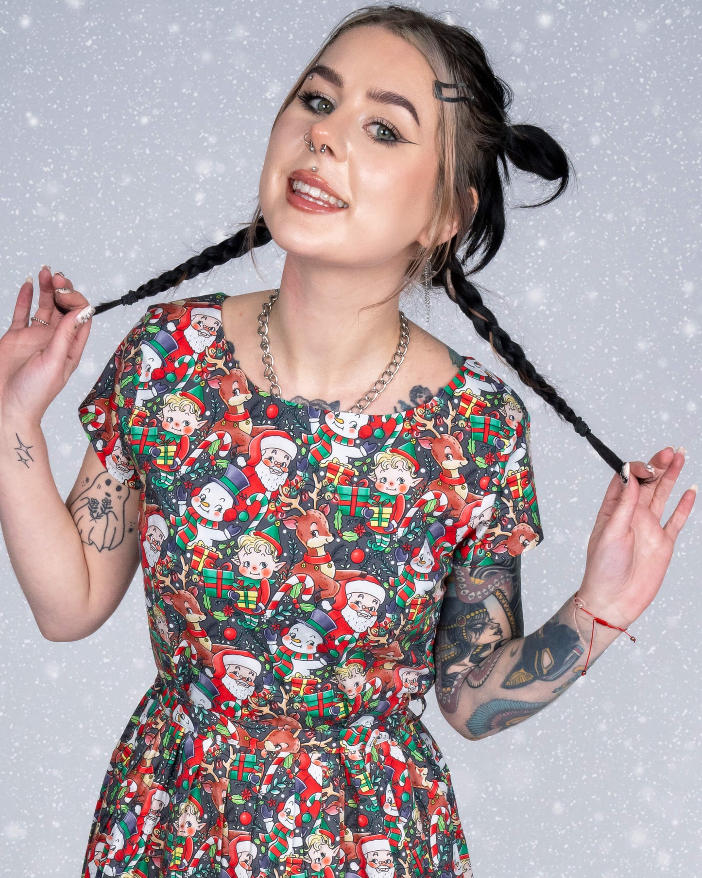 Run & Fly - Christmas Cuties Stretch Belted Tea Dress with Pockets