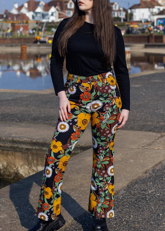 Run & Fly - 90's Black Magic Flower Wide Leg Stretch Jeans